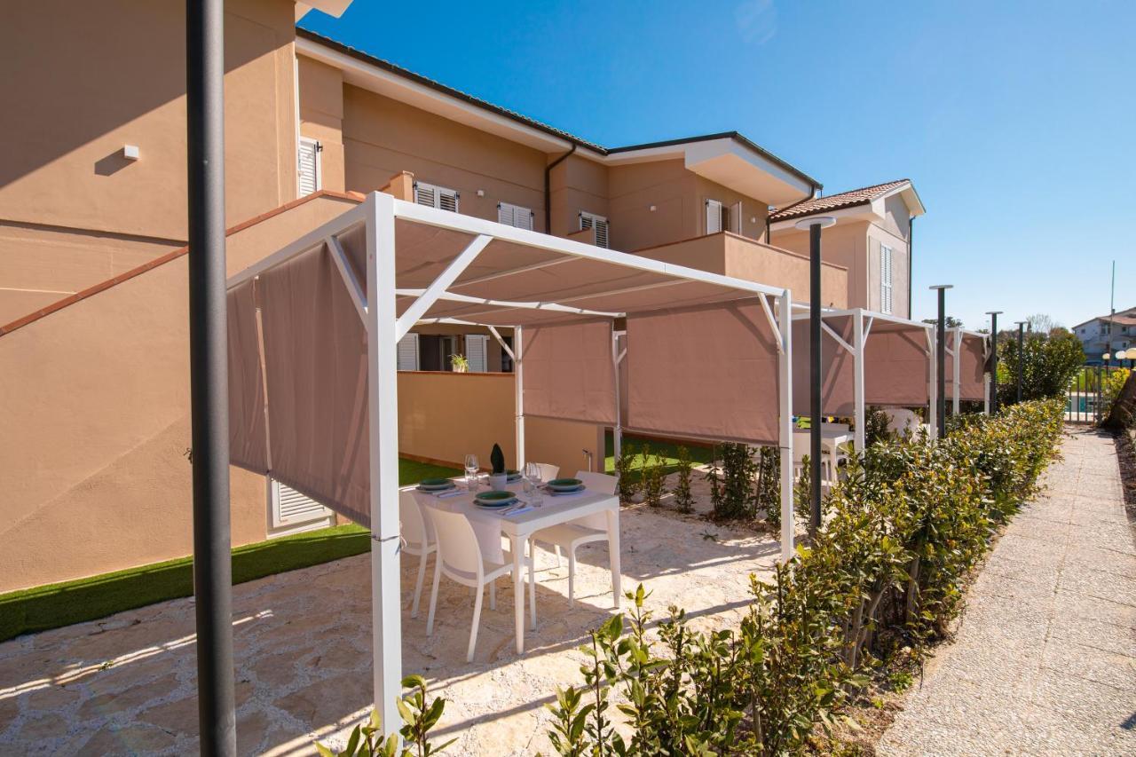 נומאנה Pietra Bianca Residence מראה חיצוני תמונה